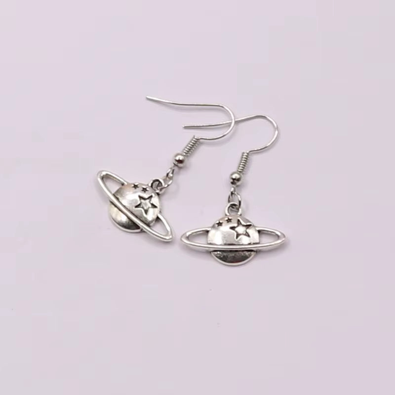 Planet Earrings,Saturn Earring,Space Jewellery,Outer Space Jewelry, Geeky Jewellery,Cute Earrings,Galaxy Earring,Galaxy Jewelry